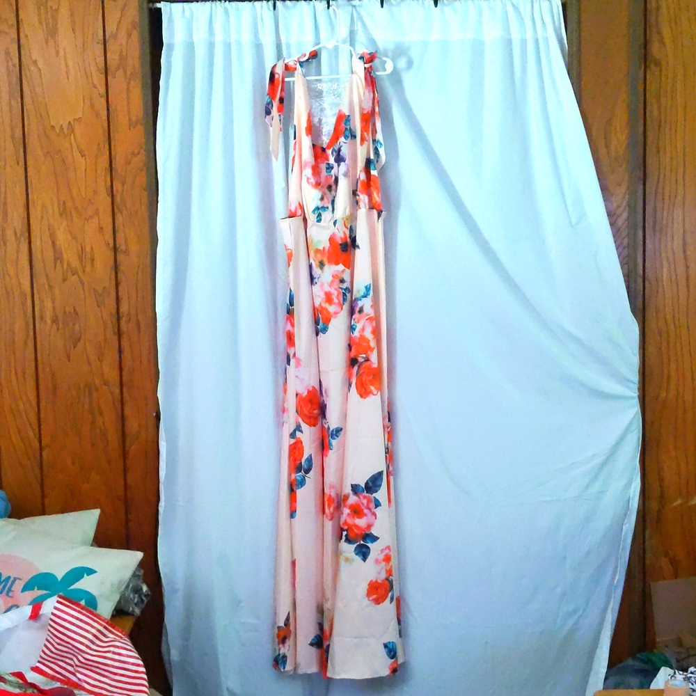 NEW boutique floral dress floor length